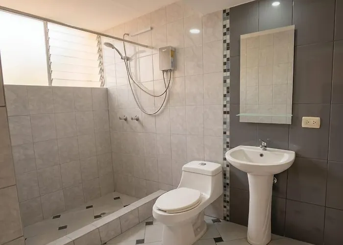 Skyline View 7th Floor, Stairs Only - 7mo Piso Solo Gradas Sin Elevador- クスコ
