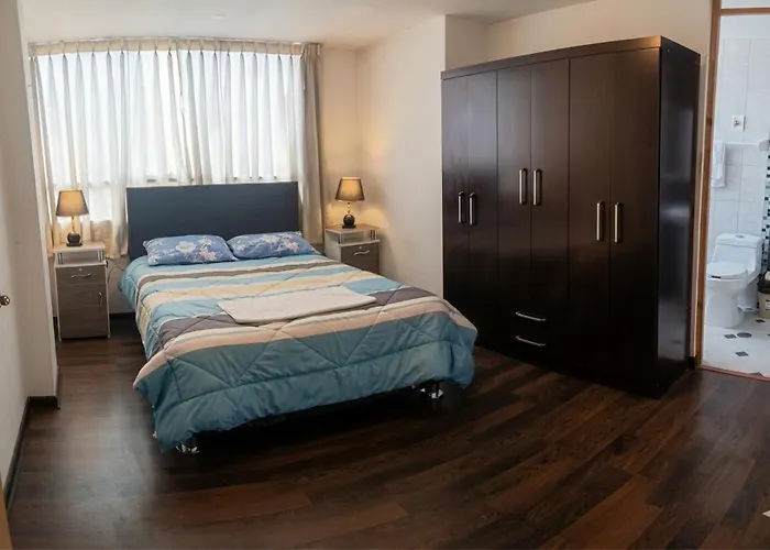 Skyline View 7th Floor, Stairs Only - 7mo Piso Solo Gradas Sin Elevador- アパート *